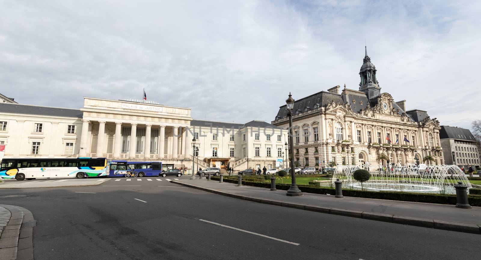 people walking in front of the Palais de Justice of Tours, Franc by AtlanticEUROSTOXX