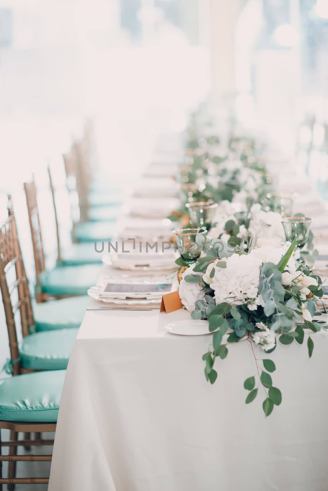 Wedding table decor by primipil