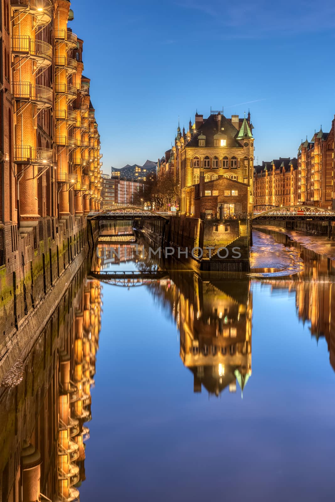 The red warehouses in the Speicherstadt in Hamburg at night