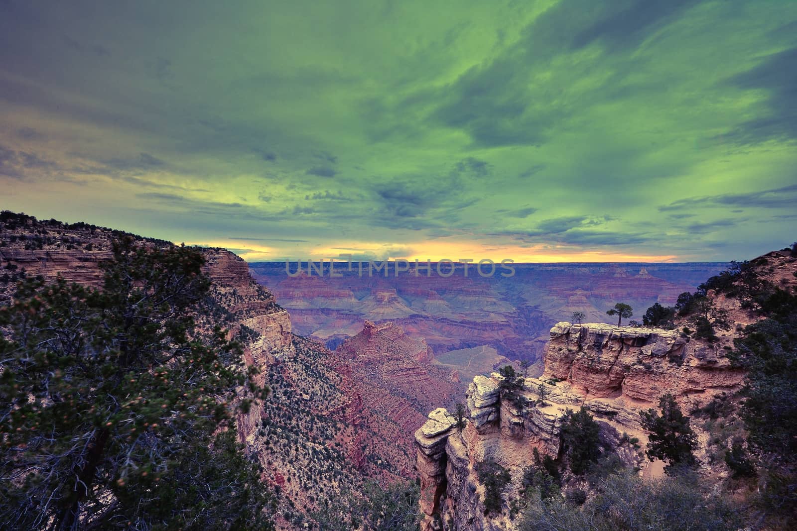 South Rim Grand Canyon before sunset, Arizona, US.