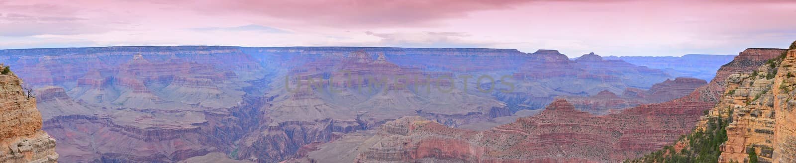 South Rim Grand Canyon before sunset, Arizona, US.