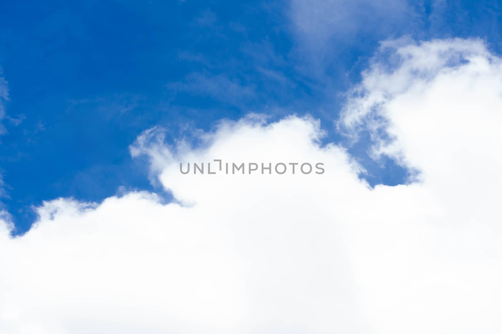 Blur clouds on the sky with sun light by pt.pongsak@gmail.com