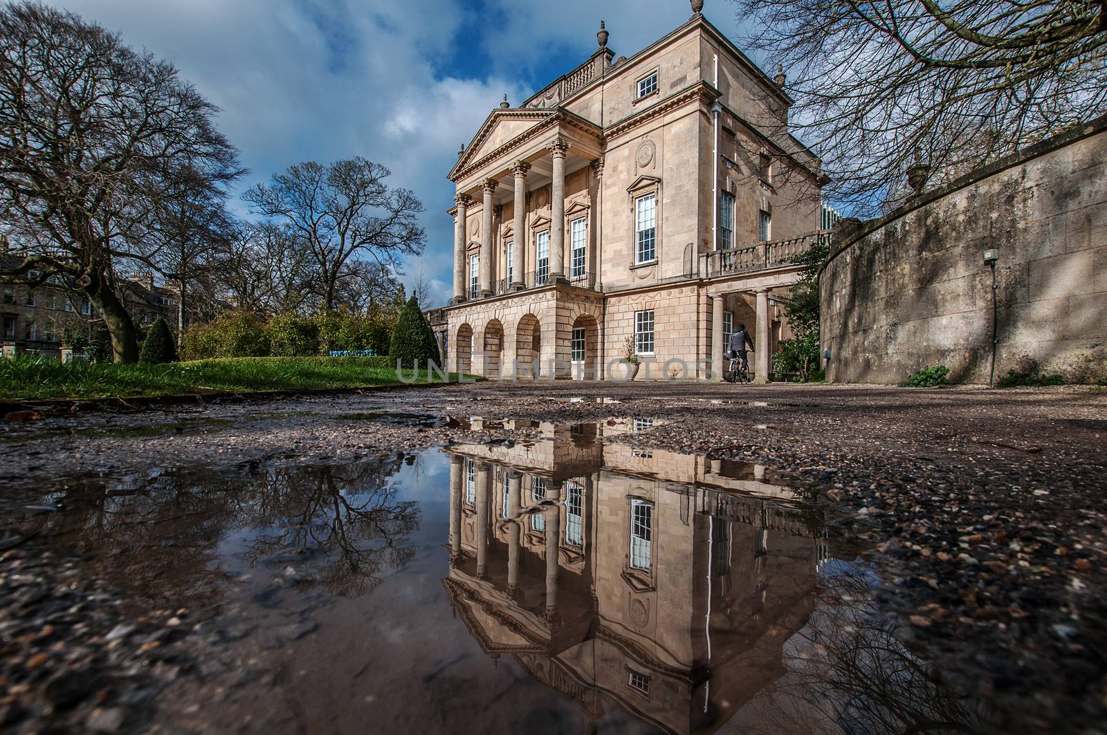the holburne museum in bath looking throgh the puddles by sirspread