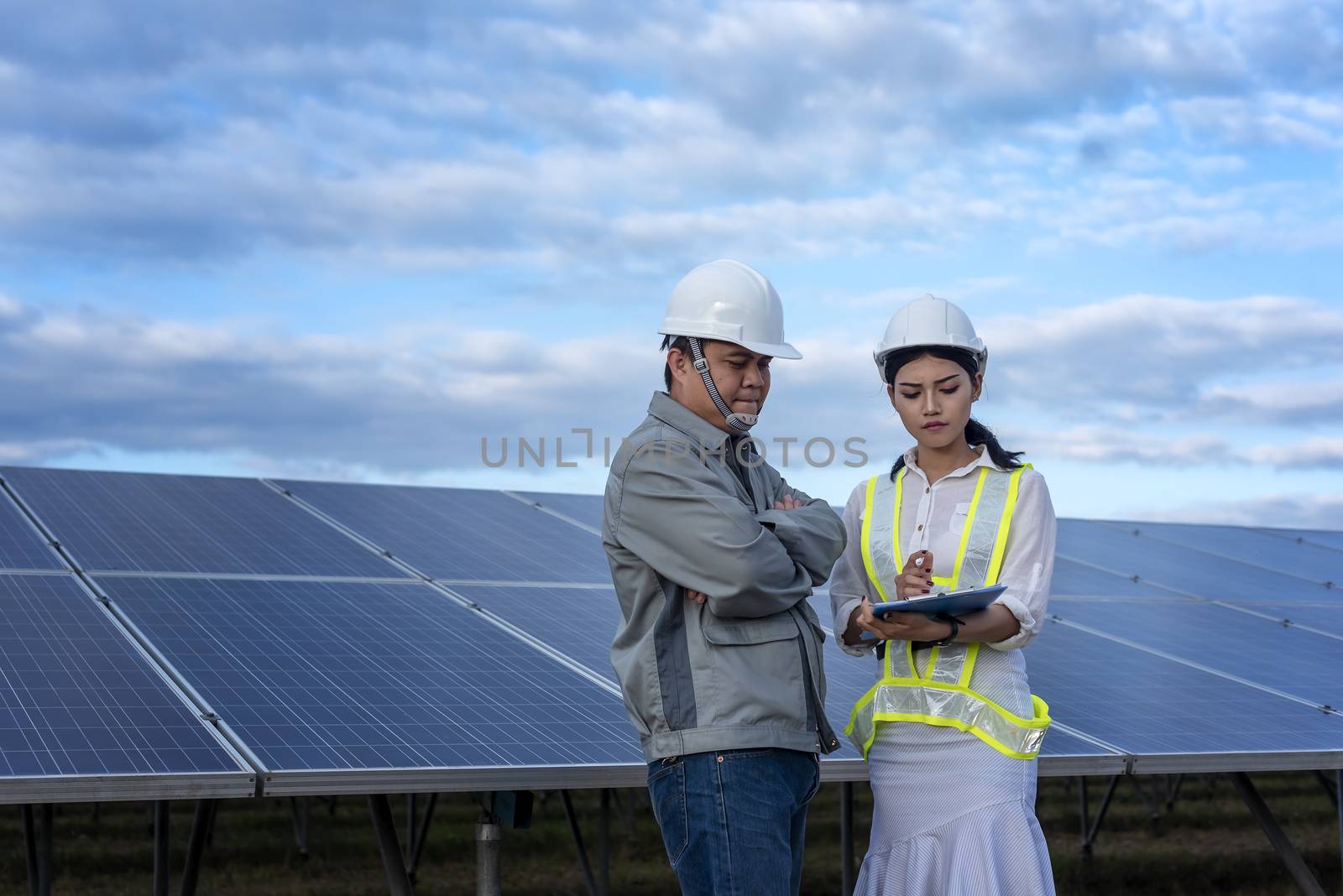 The engineering team is working on the equipment inspection and maintenance at the solar power plant. In order to be in normal operating condition