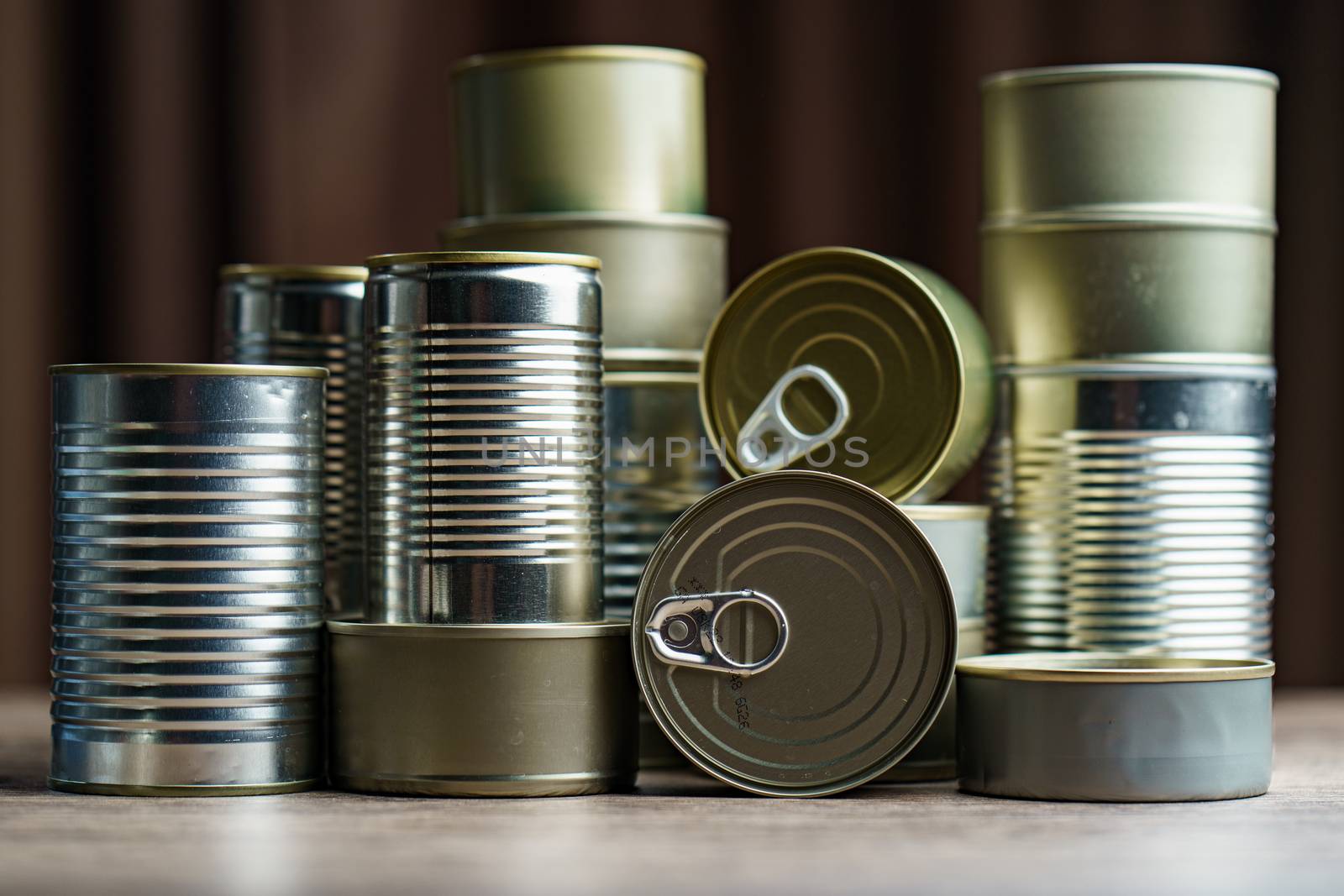 Group of Aluminium canned food