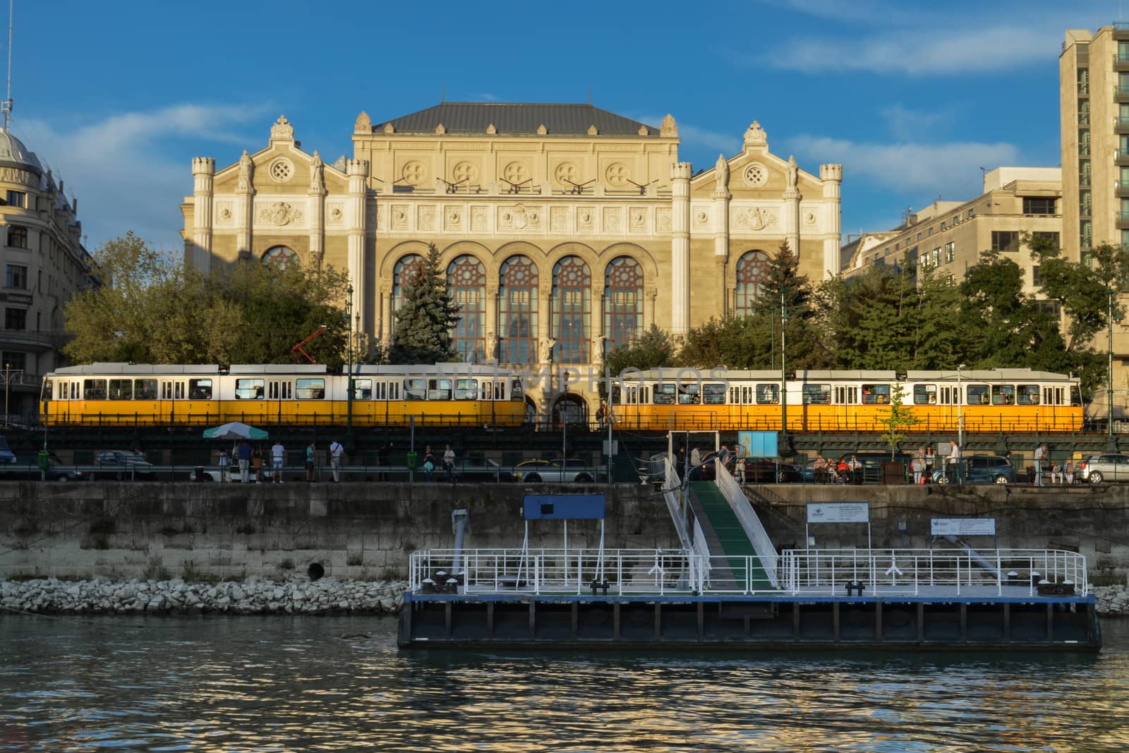 2 trams are stay in front of the Vigado Concert Hall, Budapest, Hungary