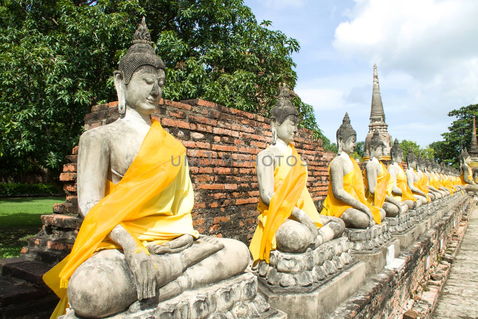 temple in watyaichaimongkol ayutthaya by thattep