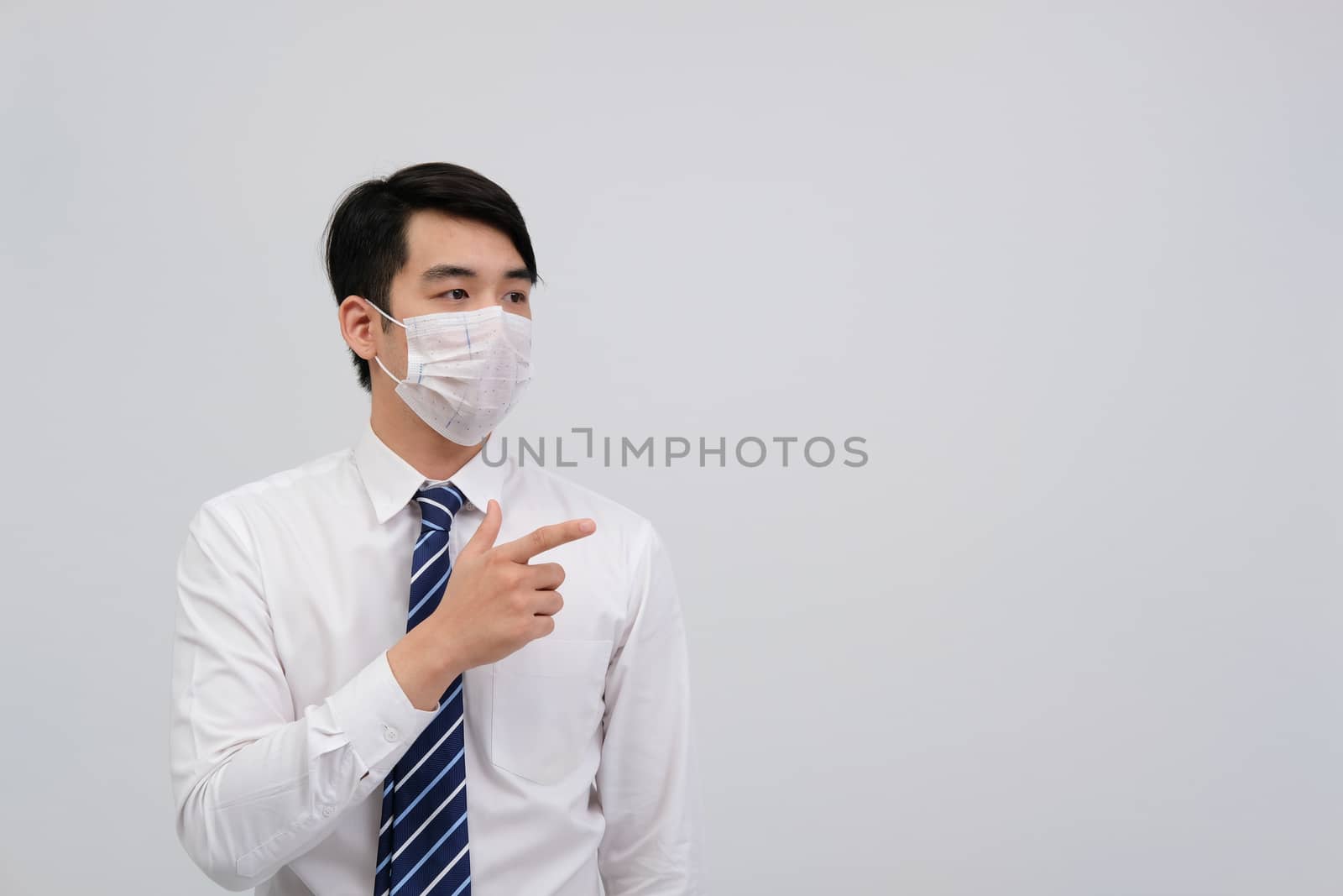 businessman man wearing protective mask against cold flu covid 19 virus bacteria infection pollution