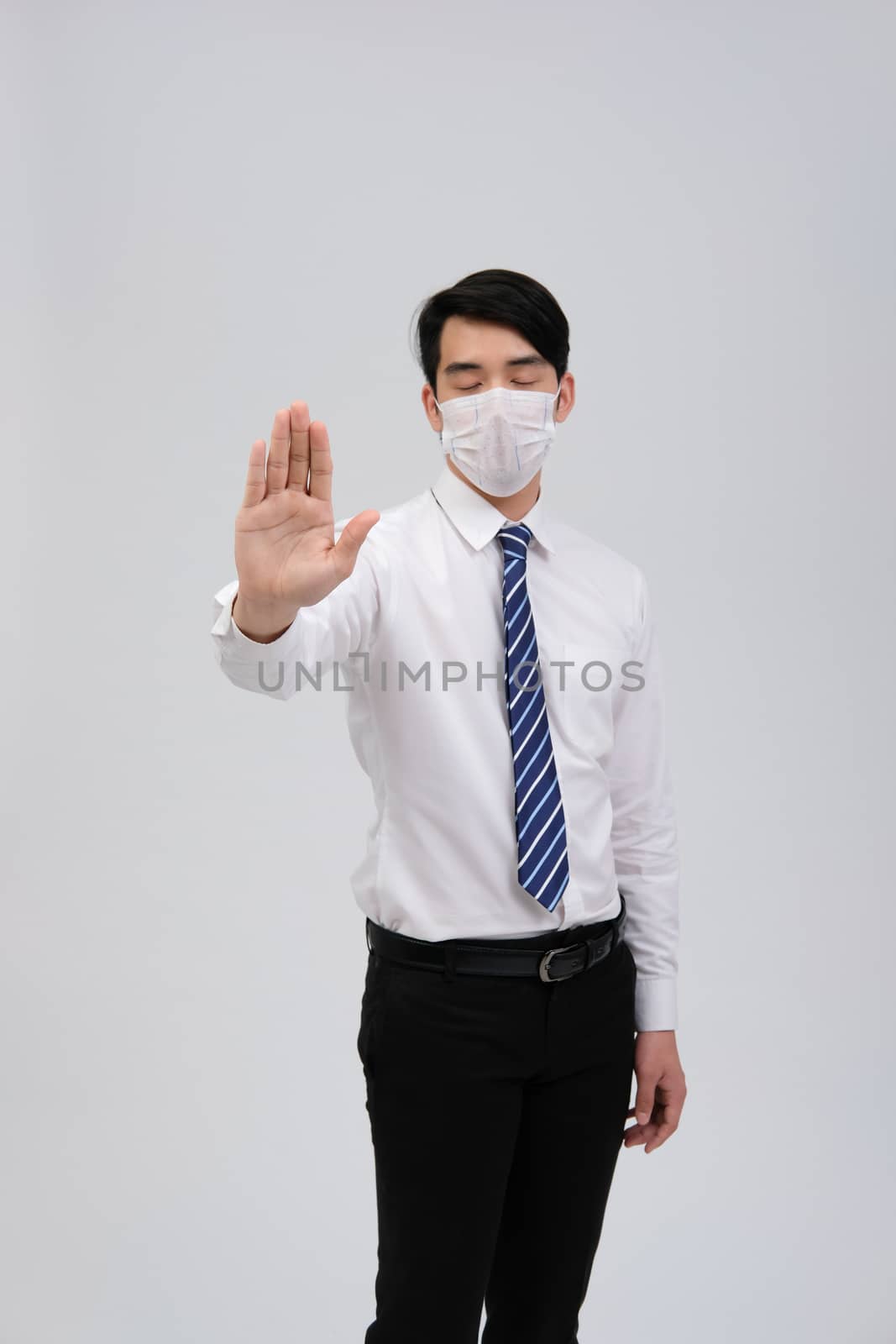 businessman man wearing protective mask against cold flu covid 19 virus bacteria infection pollution