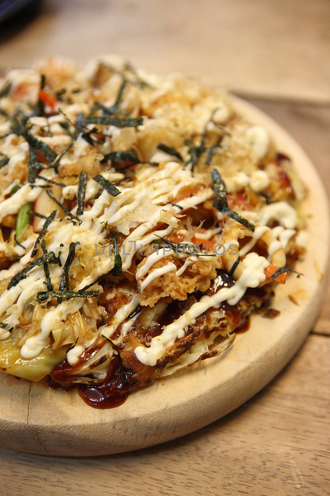 Japanese food okonomiyaki , Japanese pizza