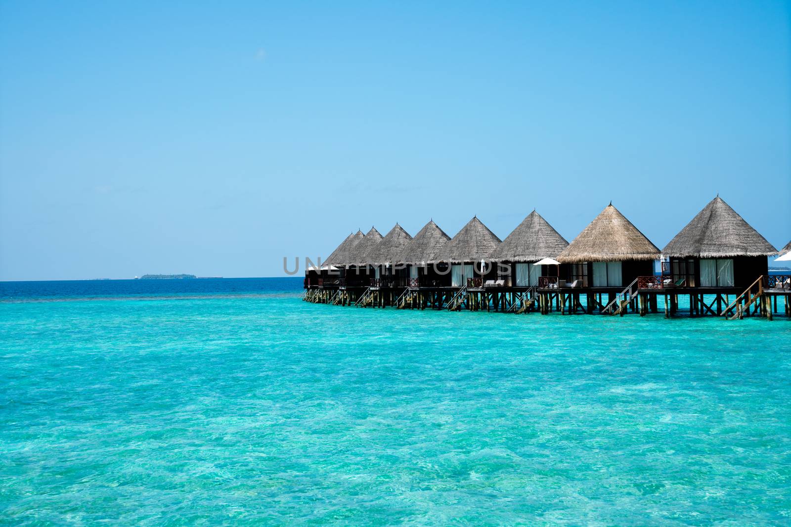 Maldives beach resort – summer vacation