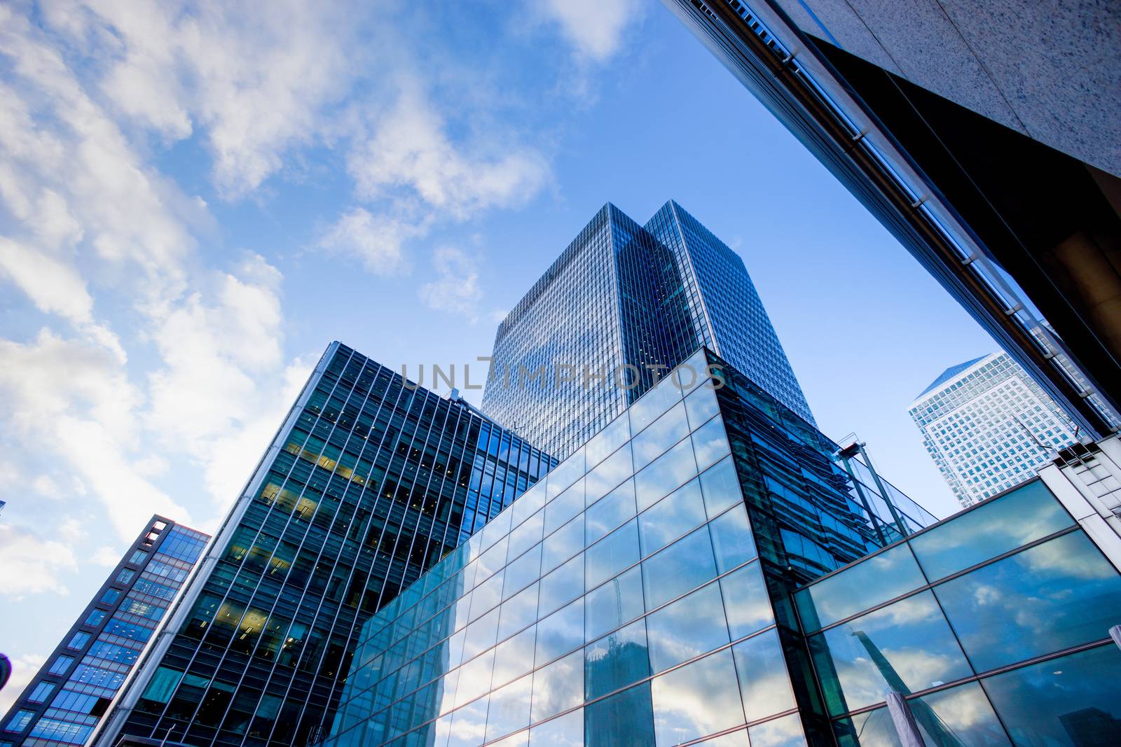 London office skyscrapper  building by Alicephoto