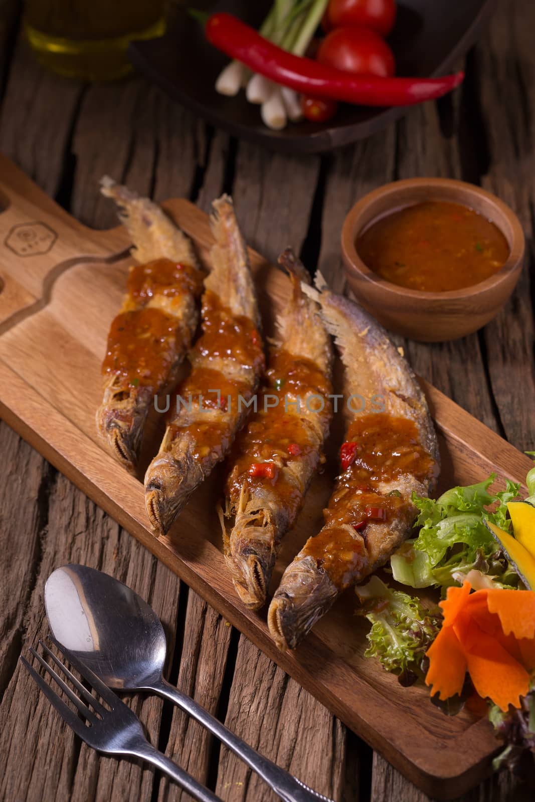 Fried Whisker sheat fish with chili sauce by kaiskynet