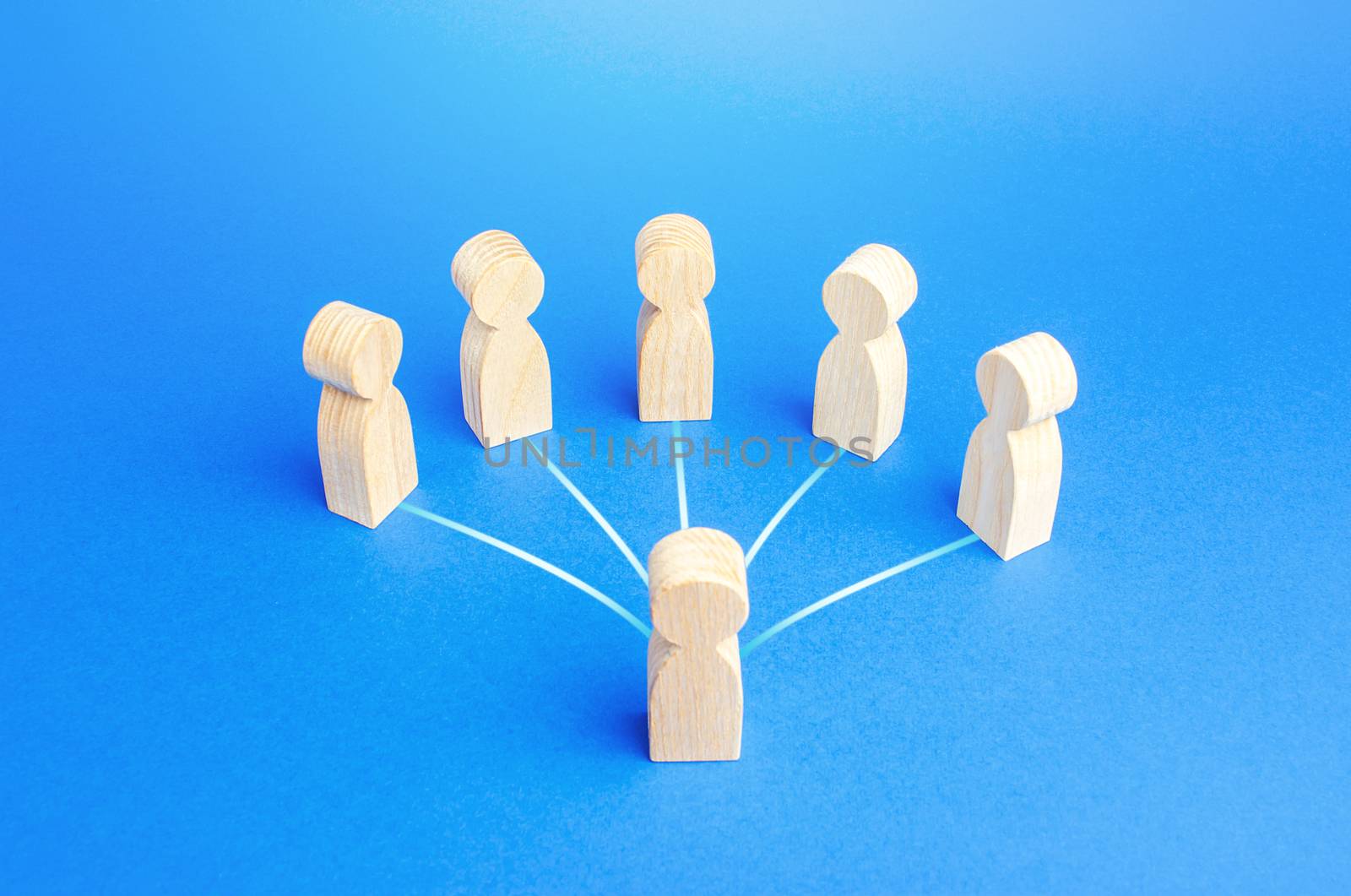 Leader person is connected by lines with employees. Teamwork, command and assignment of tasks. Authoritative influence. Leadership qualities, followers. Cooperation collaboration. Business management