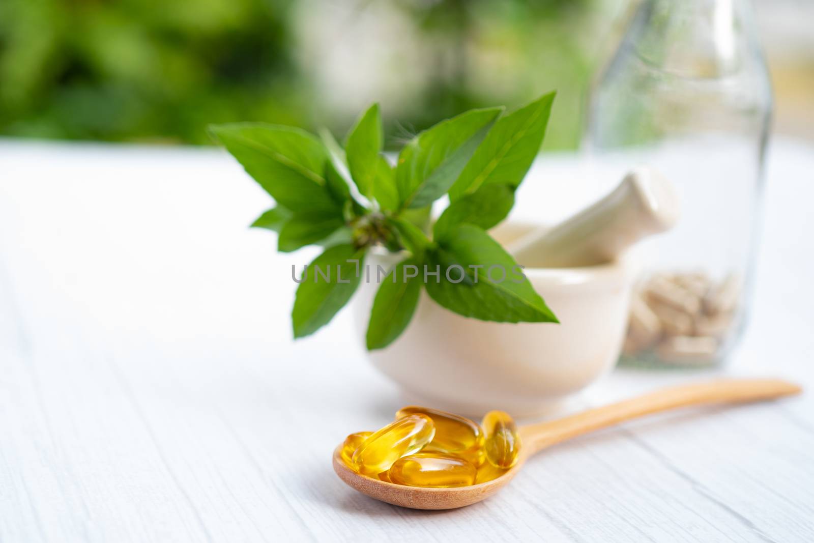 Alternative medicine herbal organic capsule by pamai
