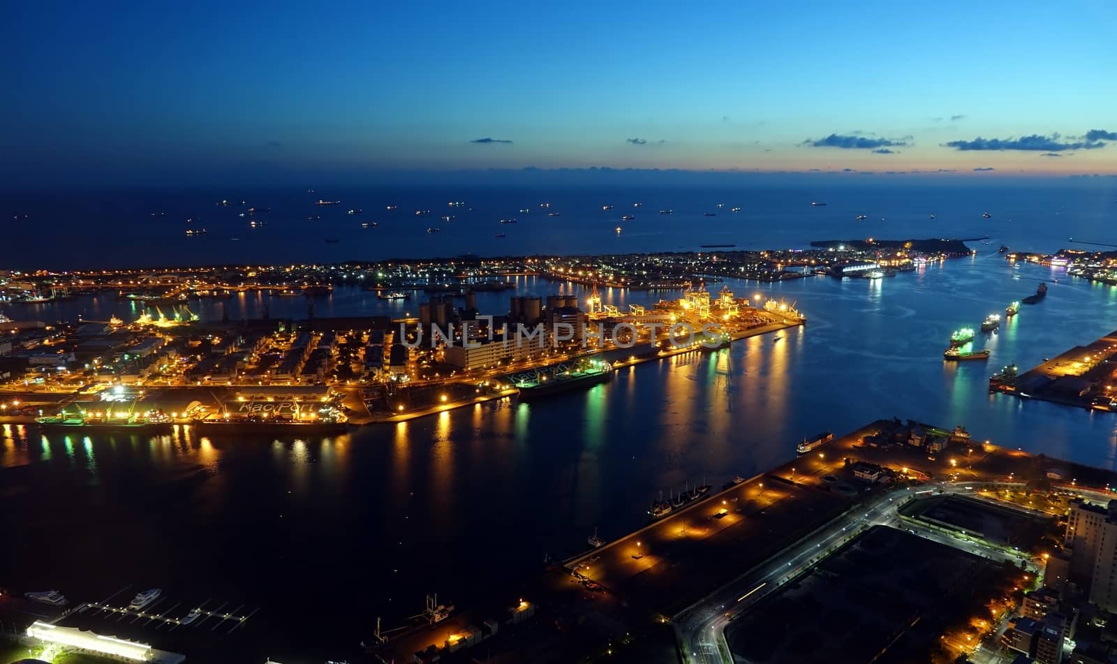 Panoramic view of Kaohsiung Port and Chijin Island at Dusk
The letters -KaoPort- stand for Kaohsiung Port.