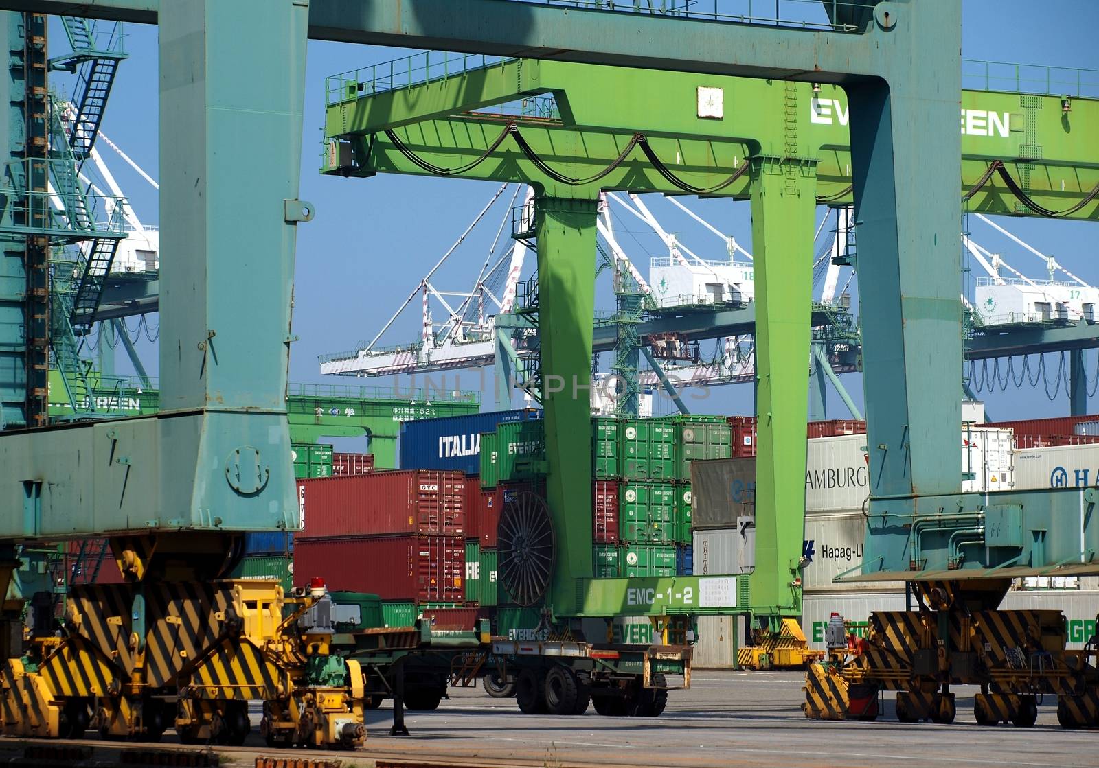 KAOHSIUNG, TAIWAN, MAY25: Taiwan President Ma Ying-jeou announces a further expansion of the Kaohsiung International Container Terminal on May 25, 2012 in Kaohsiung.