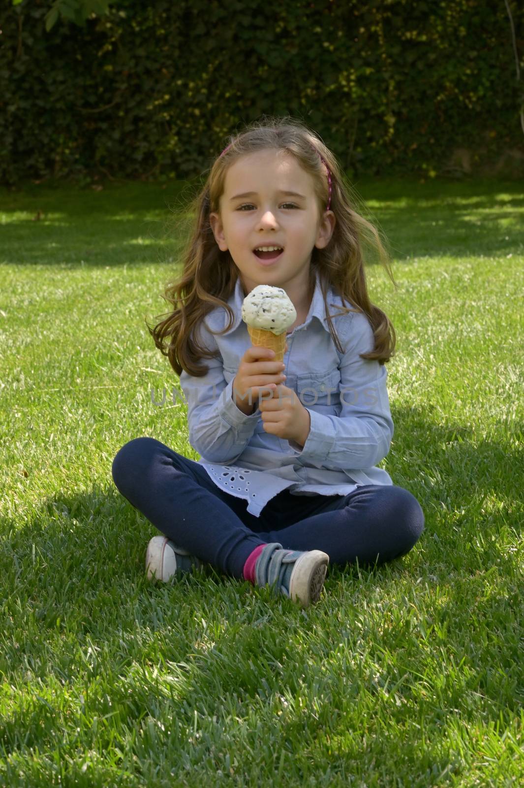 Little Girl Singing with A Ice Cream Microphone  by mady70