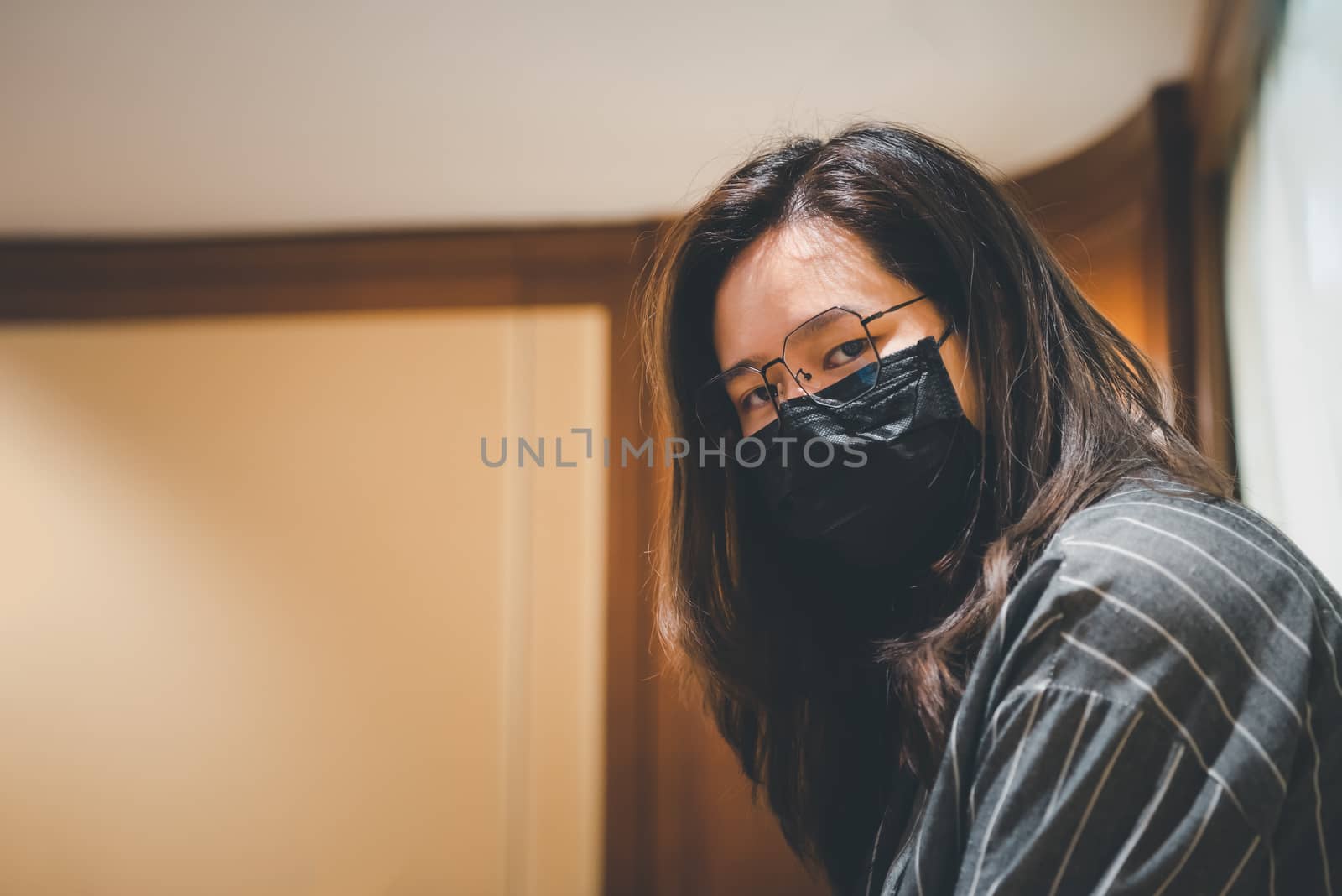 Woman wearing mask protection epidemic flu covid19 by PongMoji