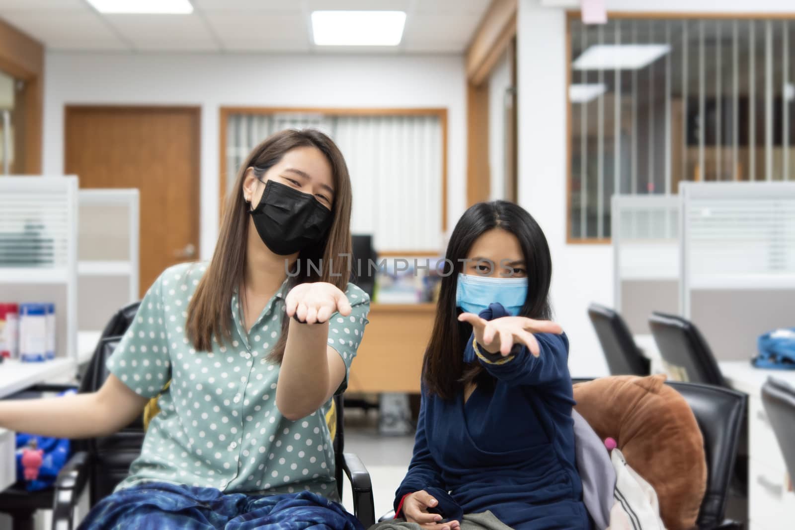 Women wearing mask protection epidemic flu covid19 by PongMoji