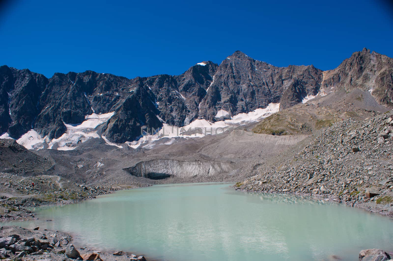 lac d'arsine,hautes alpes,france