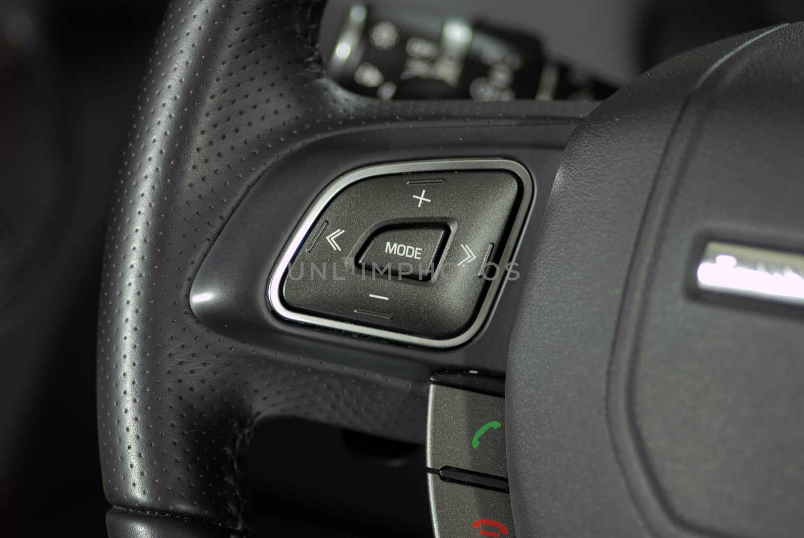 Detail on the steering wheel with controls