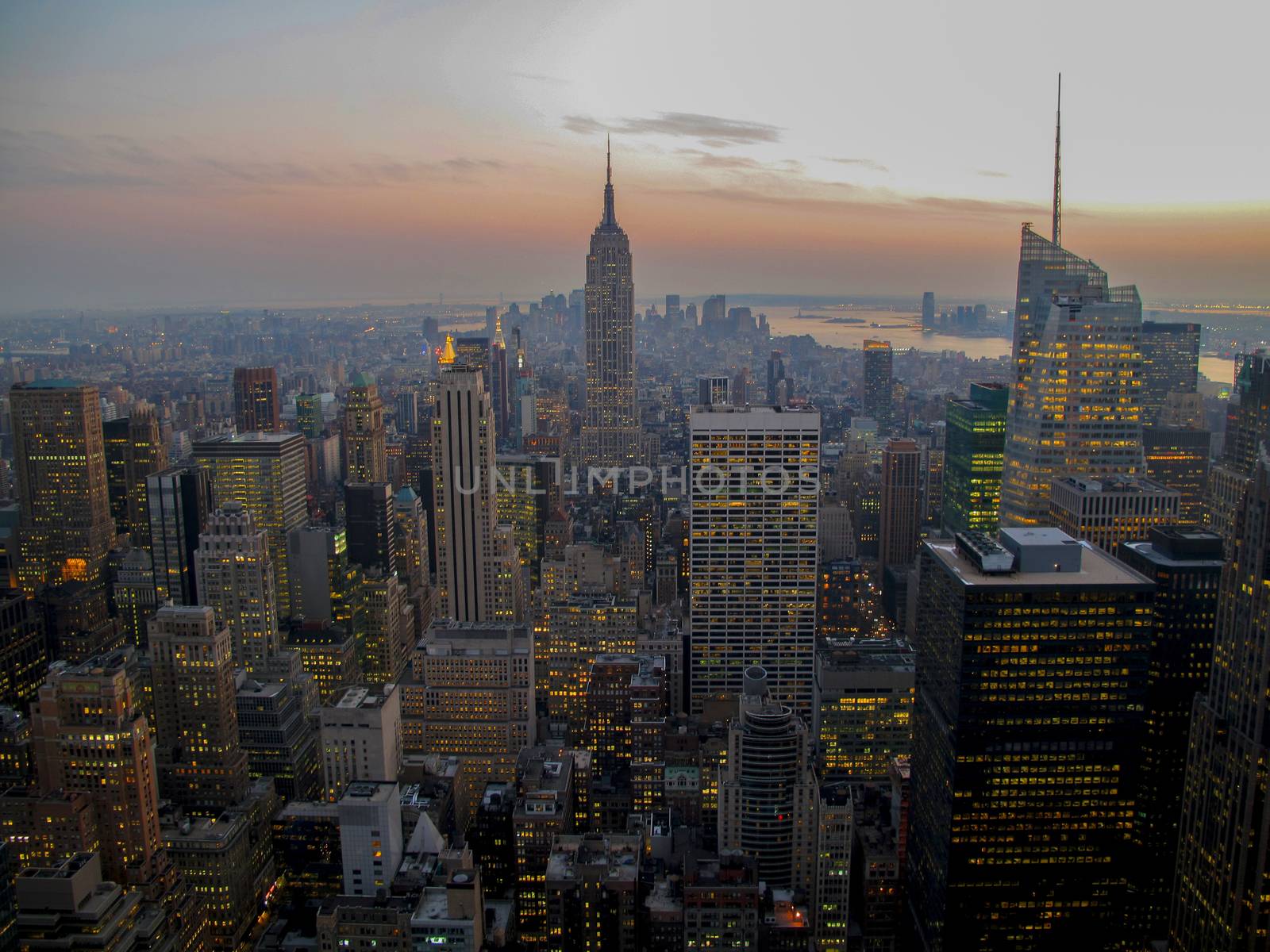 New York City Skyline by samULvisuals