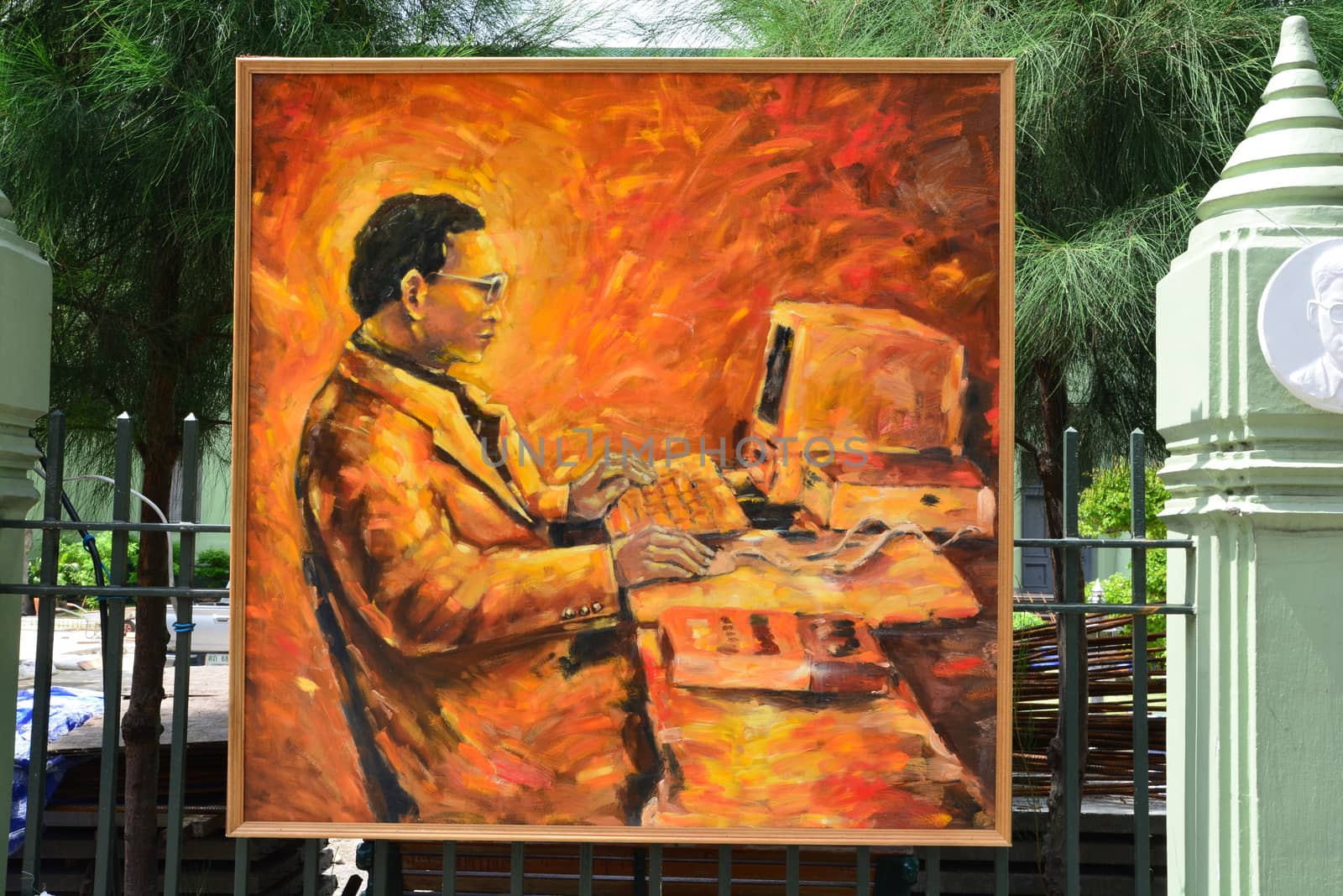 BANGKOK, THAILAND - November 16,2016 : Thai art students painting of His Majesty King Bhumibol portrait to participate in the exhibition to honor The Lifetime Journey of the World's Development King