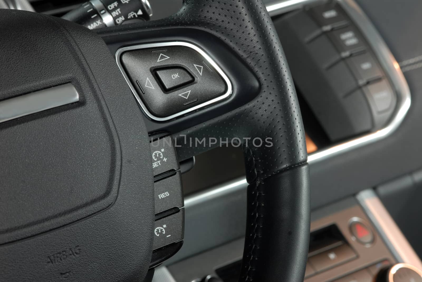 cruise control stick which is located on the wheel