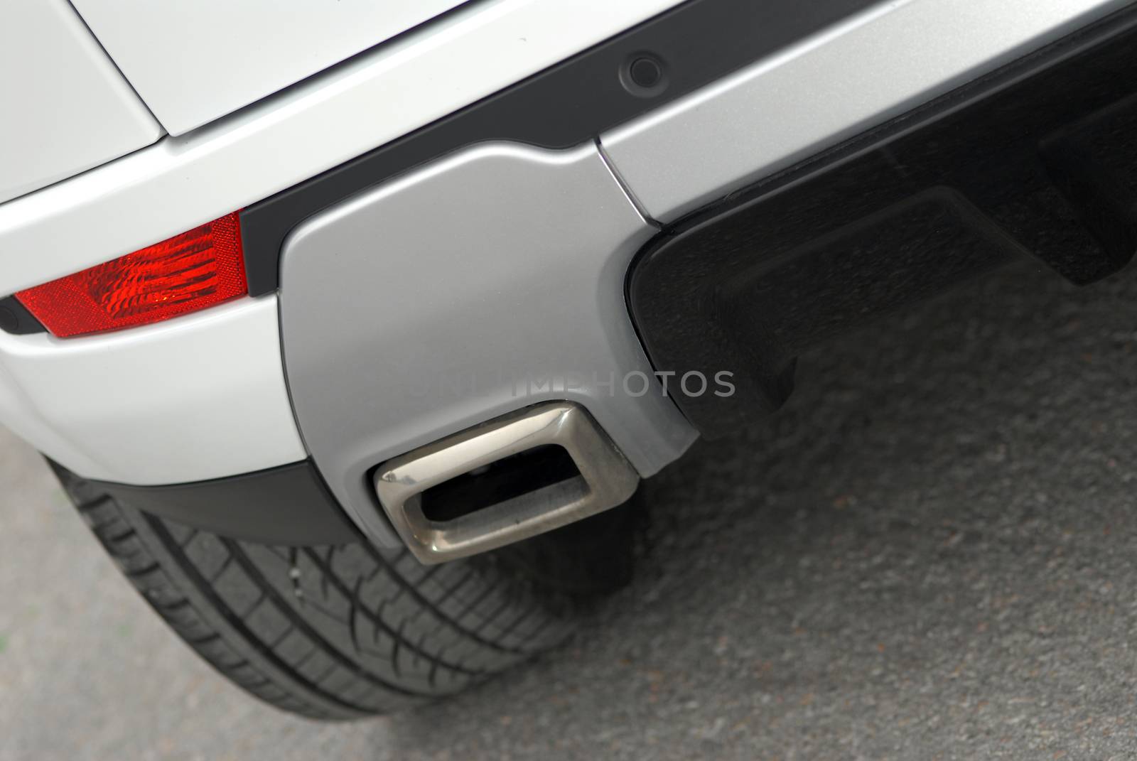 styl car exhaust pipe by aselsa