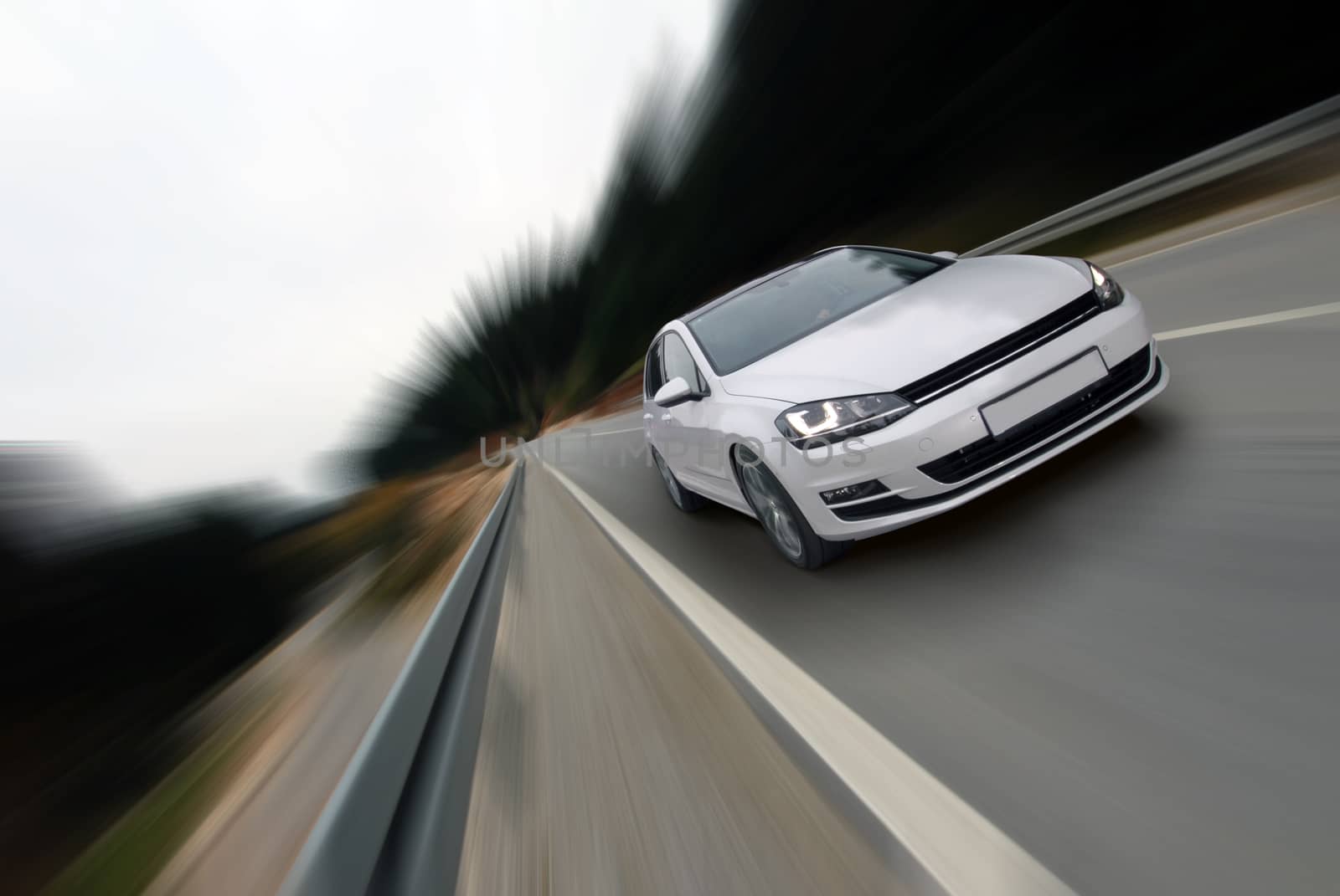 Dynamic driving a passenger car on the open road