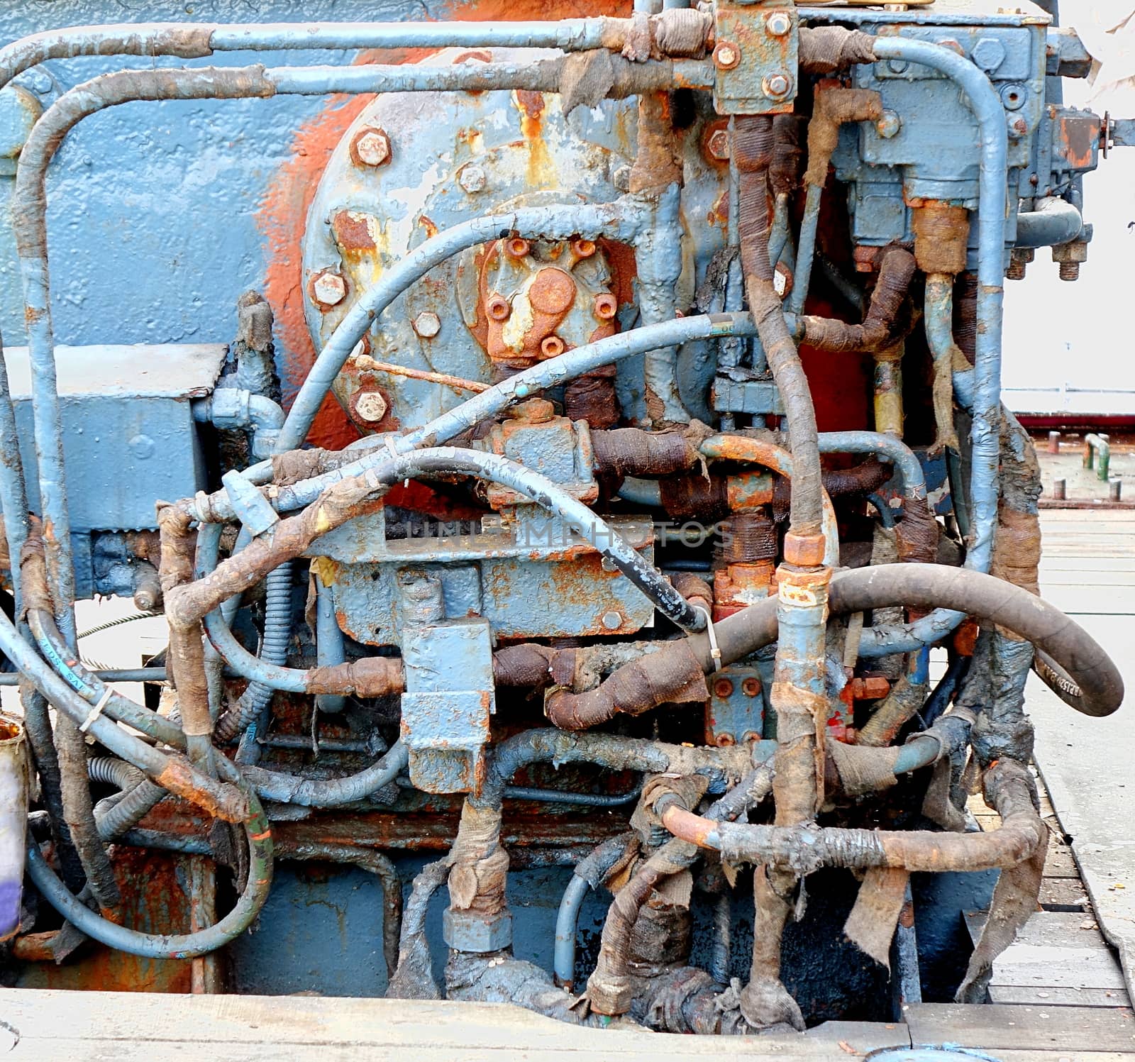 Decayed old diesel motor to operate a fishing boat
