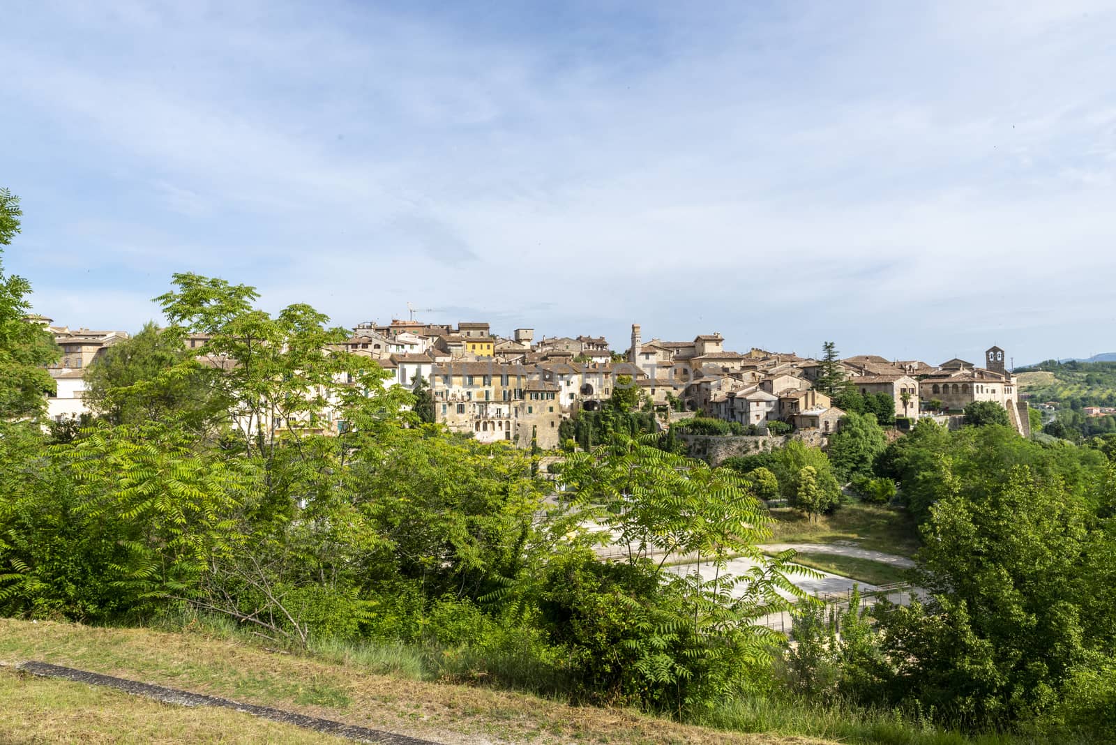 town of san gemini seen outside the walls from the hill