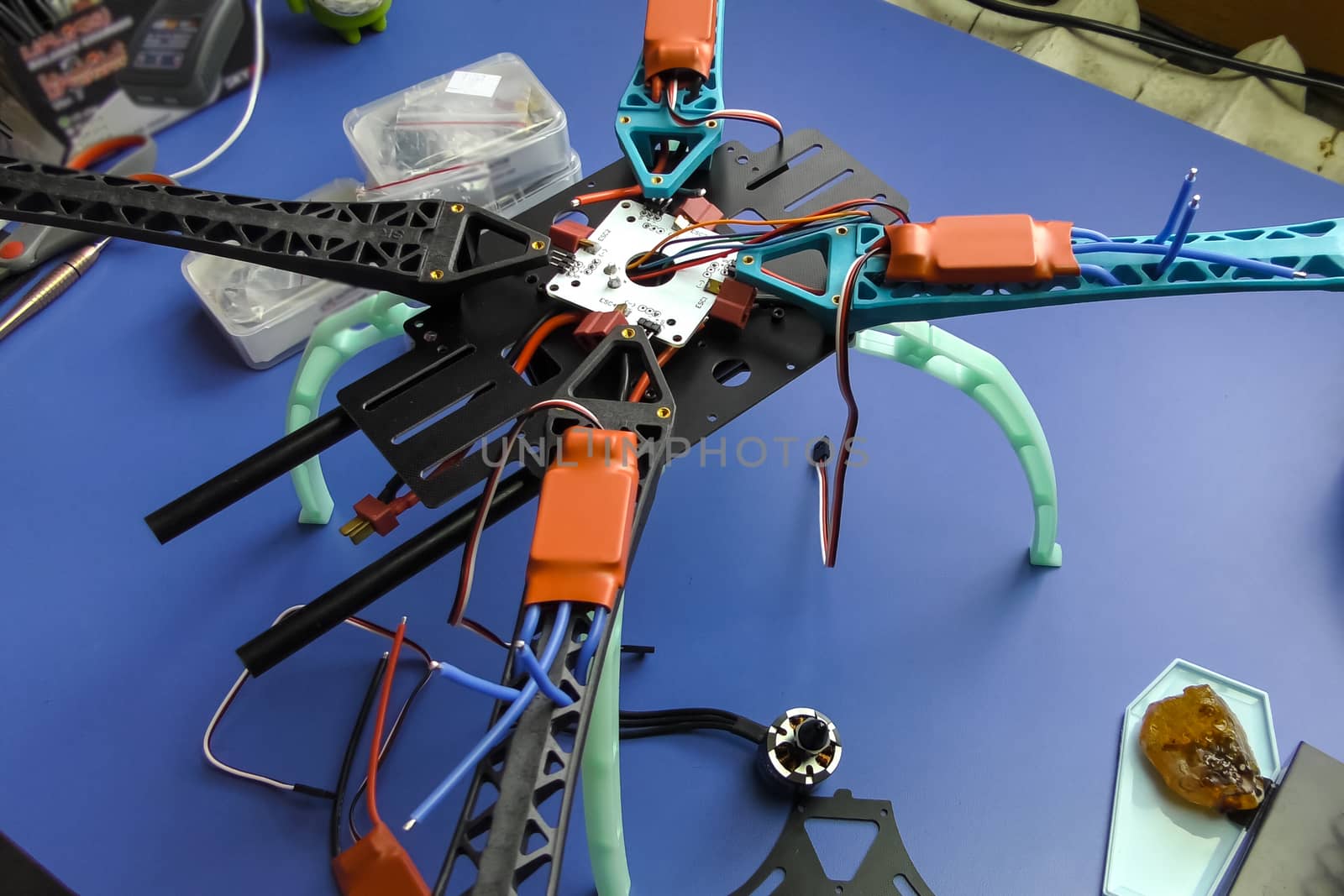 Build homemade drone. Repair of radioelectronics and robotics. by DePo