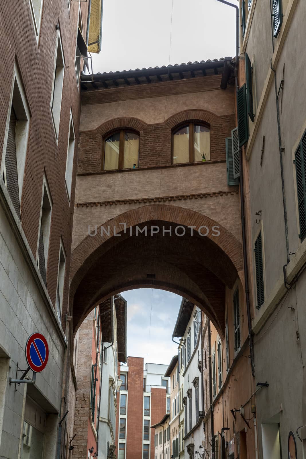 architecture of the streets of the city of foligno by carfedeph