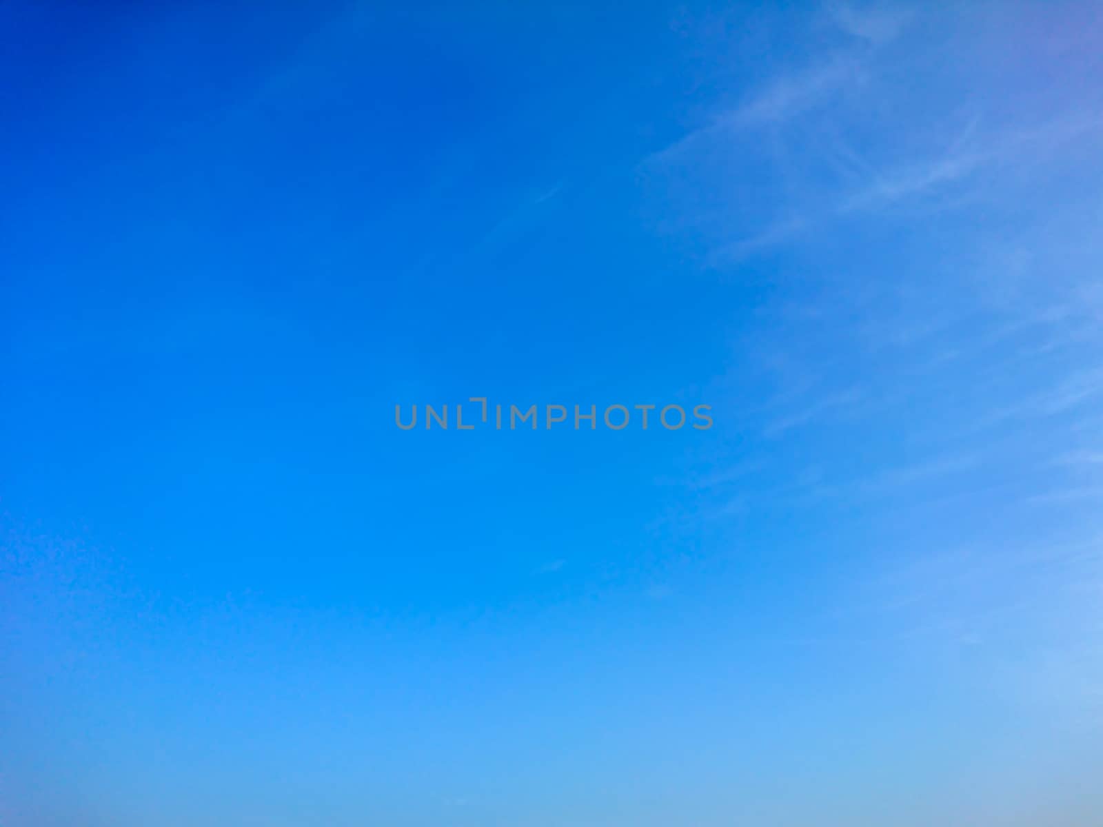 View blue sky with white cloud background