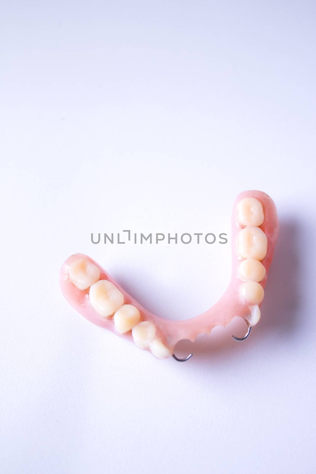 Partial denture of an elderly mouth by GemaIbarra