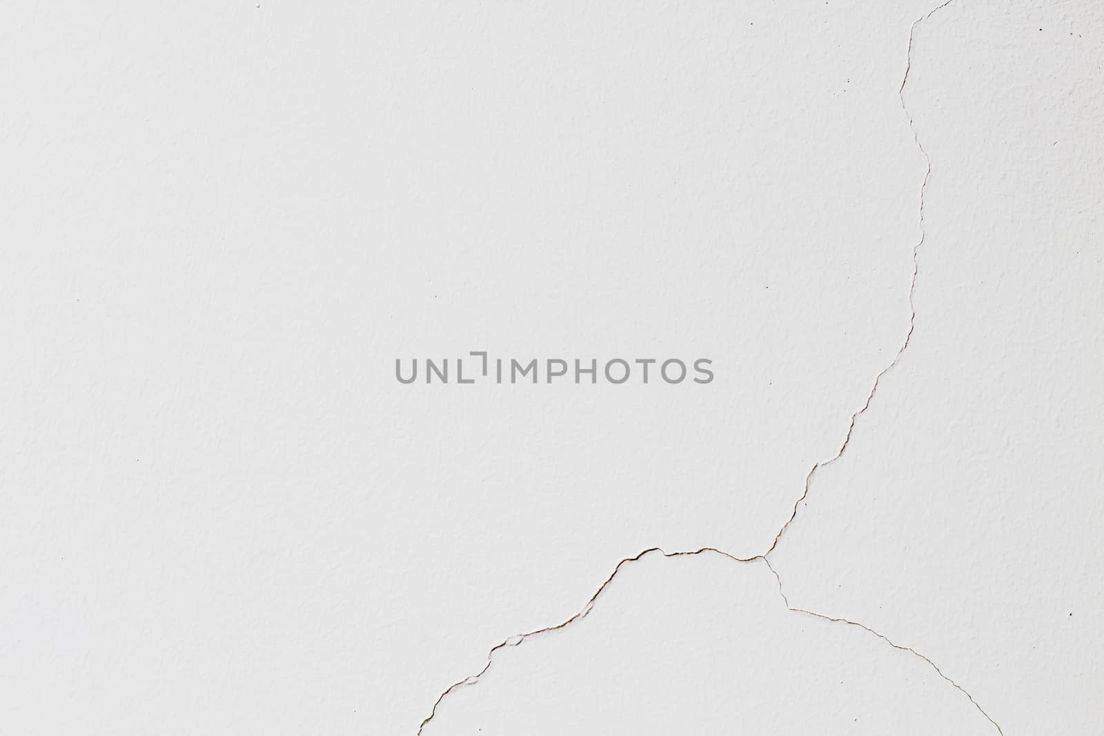 Background of cracks on white wall by liewluck