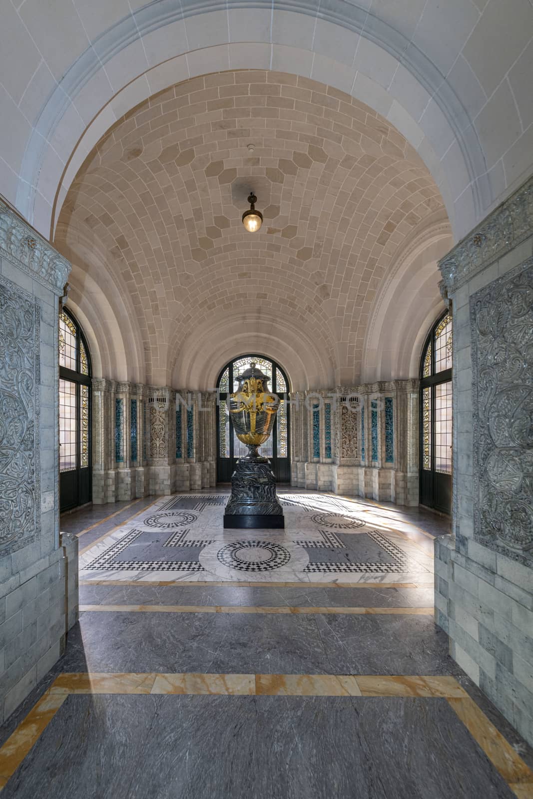 view of the corridor where the gift, the massive marble jar from the Tsar Nicolas 3 of Russia is exposed