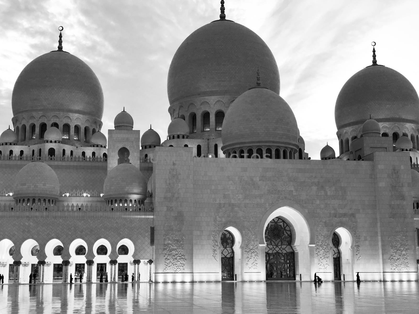 Amazing view of Sheikh zayed grand mosque at Dubai