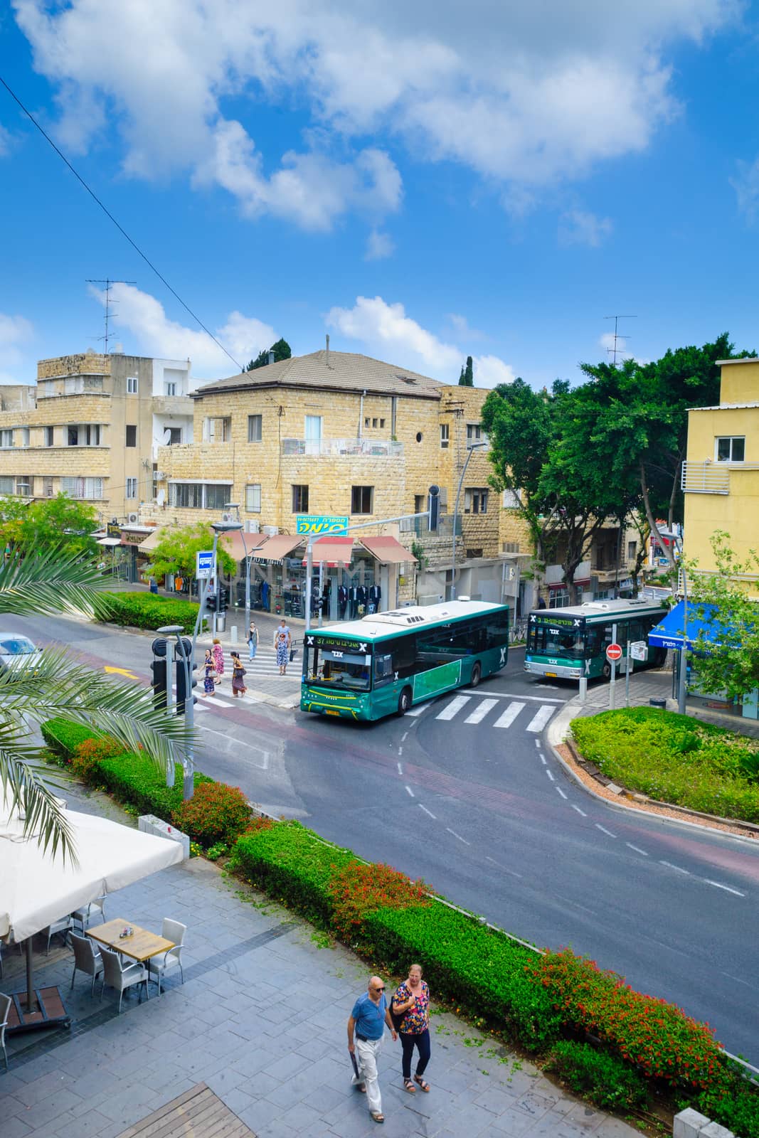 Hadar HaCarmel district, in Haifa by RnDmS
