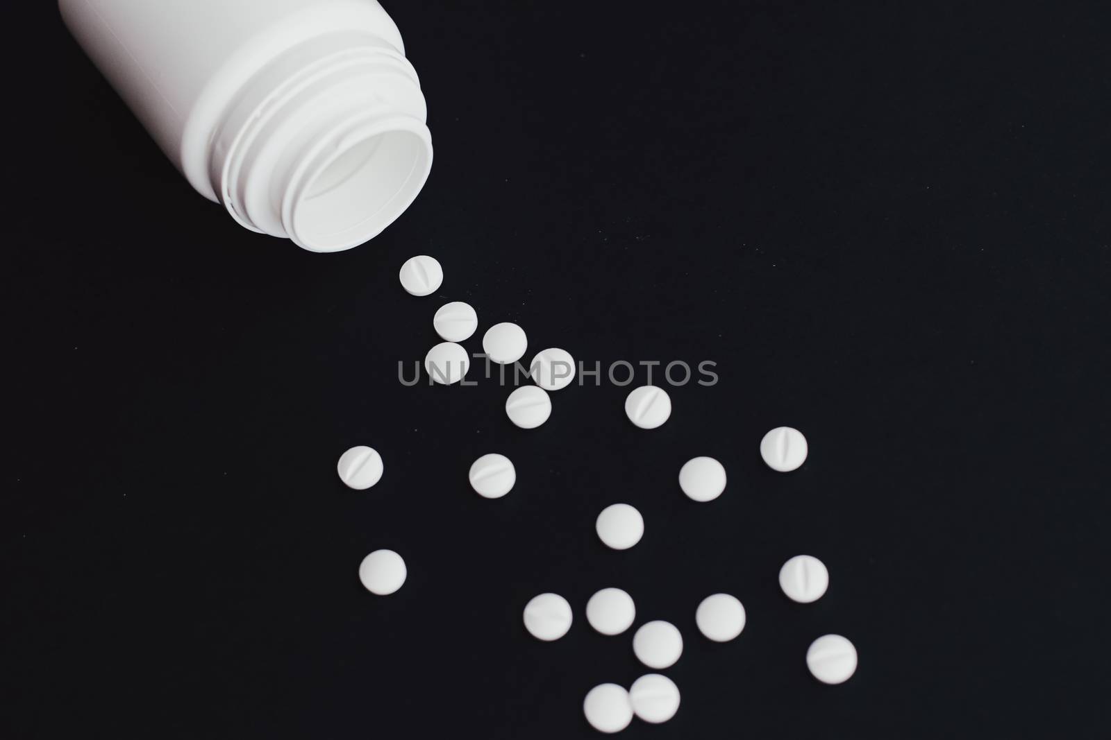 Pills and medical drugs, medicine and supplement for pharmaceutical industry and health care by Anneleven