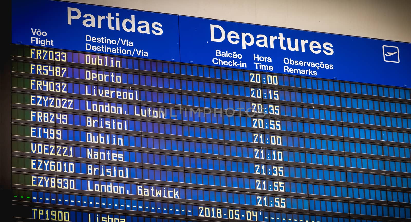 billboards departing and arriving aircraft inside the internatio by AtlanticEUROSTOXX