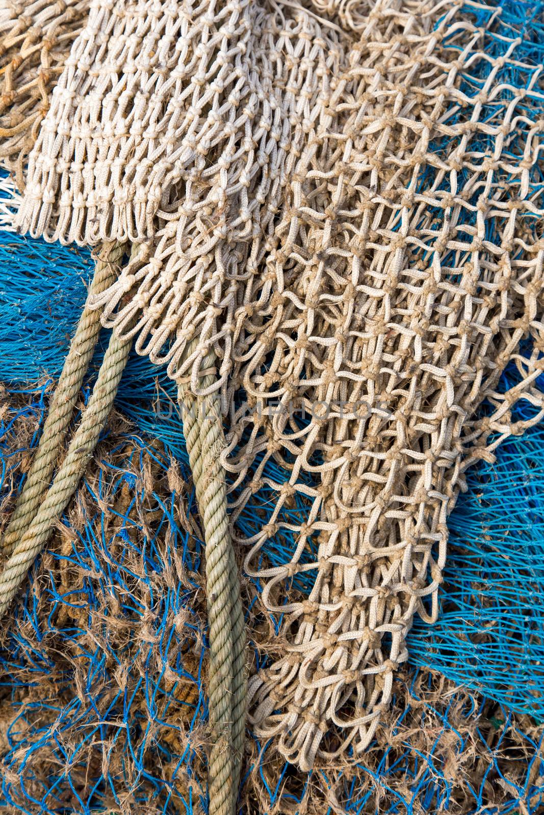 Fishing nets by Digoarpi