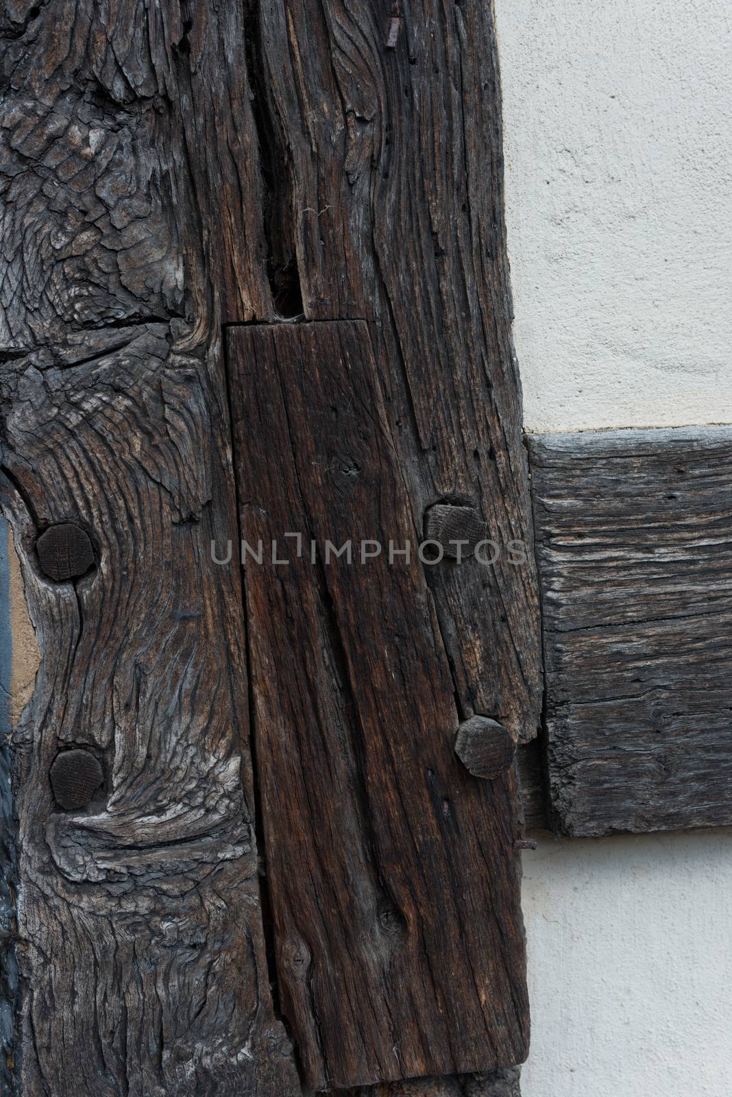 Wood Joint in Oak Beams on a Tudor Building by TimAwe