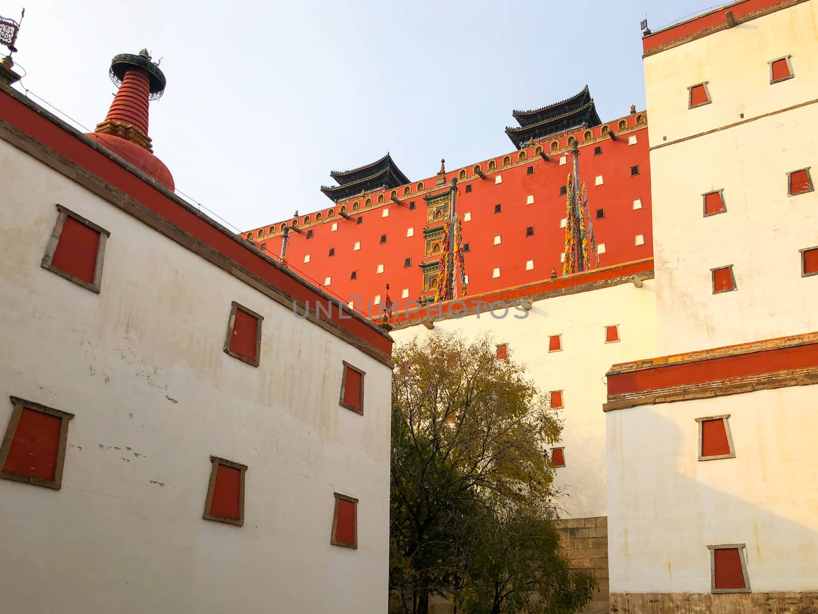 The Putuo Zongcheng Buddhist Temple, one of the Eight Outer Temples of Chengde, built between 1767 and 1771 and modeled after the Potala Palace of Tibet. Chengde Mountain Resort. China