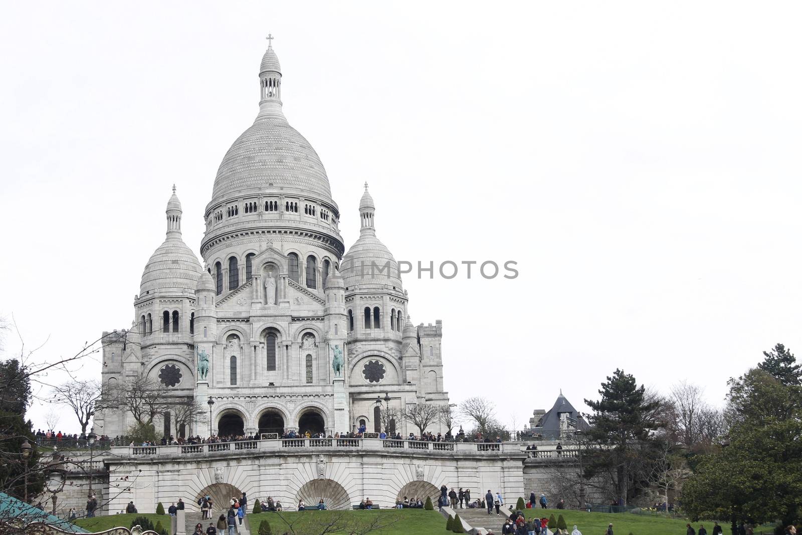 Basilica of the Sacre Coeur by marcobir