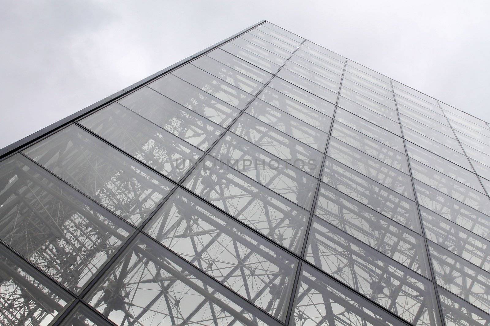 louvre museum by marcobir