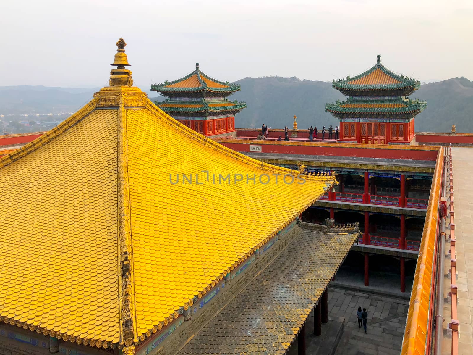 The Putuo Zongcheng Buddhist Temple, one of the Eight Outer Temples of Chengde, built between 1767 and 1771 and modeled after the Potala Palace of Tibet. Chengde Mountain Resort. China