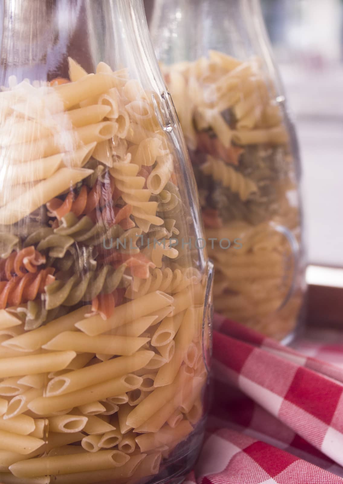 Macaroni italian pasta uncooked